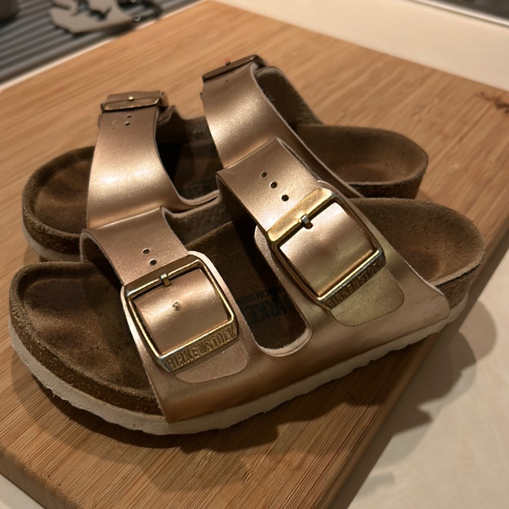 Toddle girls Birkenstocks size 8, EU 26